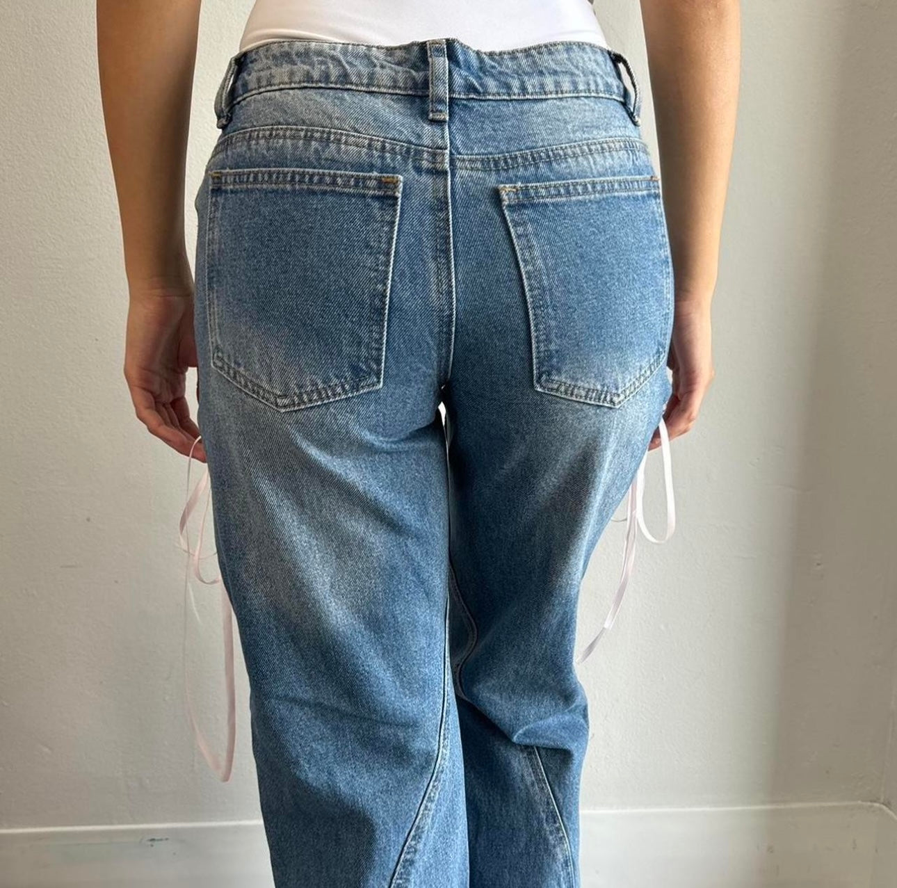 Ribbon Jeans